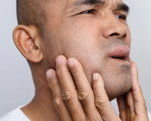 Symptoms of a Failed Dental Implant